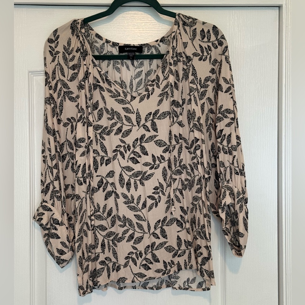 Karen Kane Black and Tan Relaxed 3/4 Sleeve Blouse